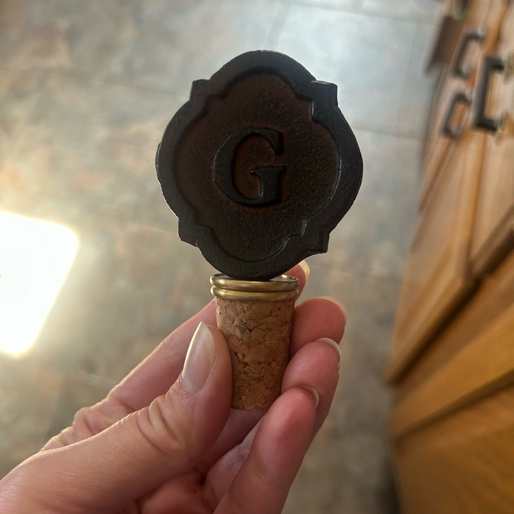 Mud Pie Initial Wine Cork - Monogram G - Picture 2 of 3